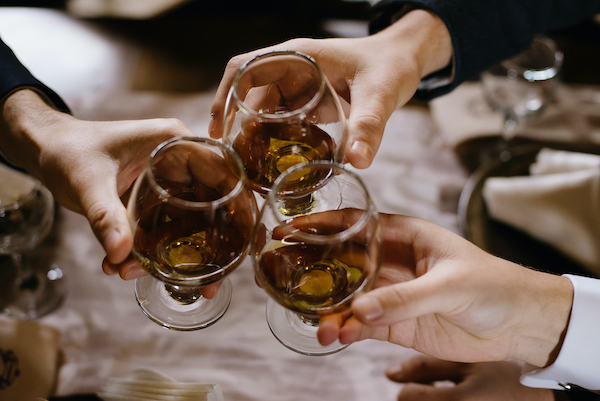 The Definitive Guide to Drinking Bourbon the Right Way